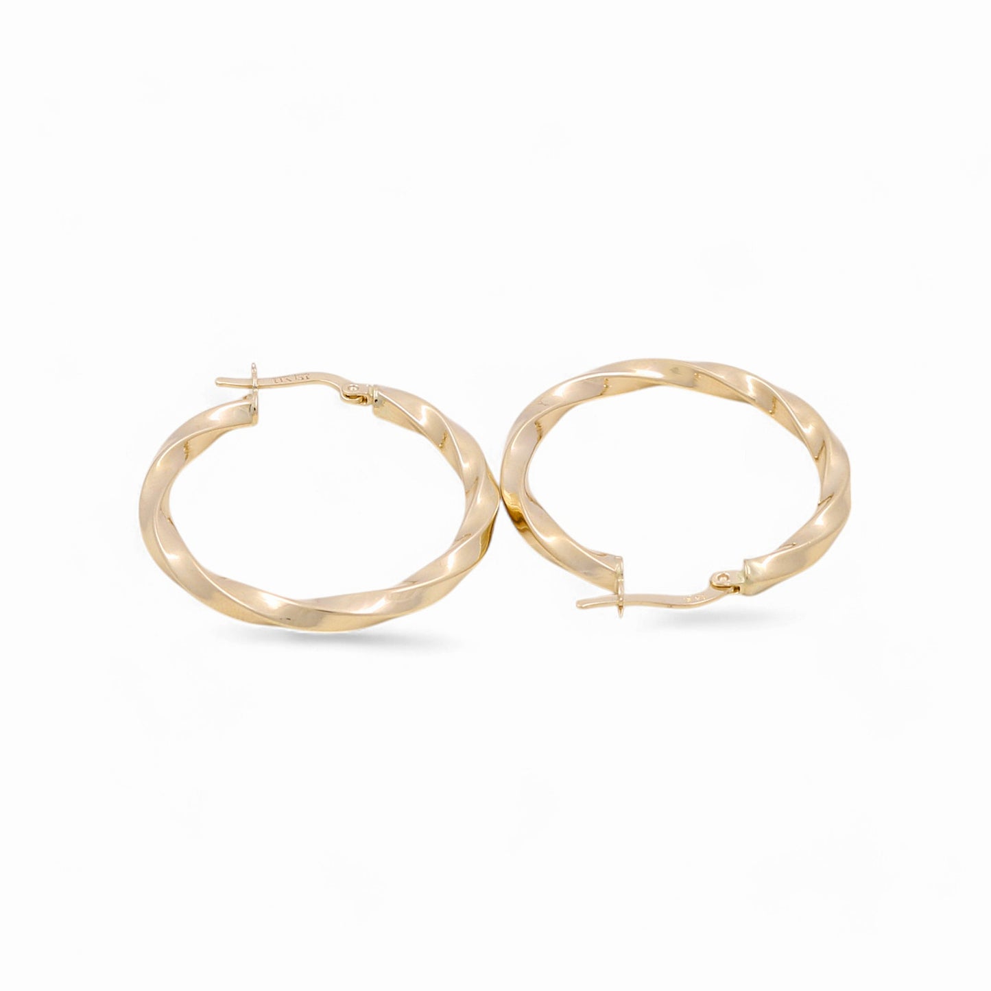 14K Yellow Gold Twist Hoops Earrings / Size: 3mm X 26.5mm / Weight: 2.8 GR / KOEH4TR3x26.5