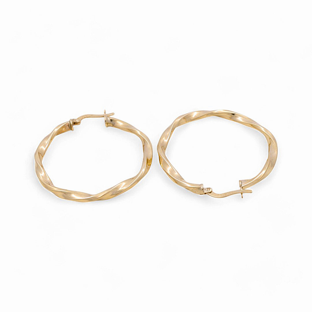 10K Yellow Gold Twist Hoops Earrings / Size: 3mm X 33mm / Weight: 3.2 GR / KOEH0TR3x33