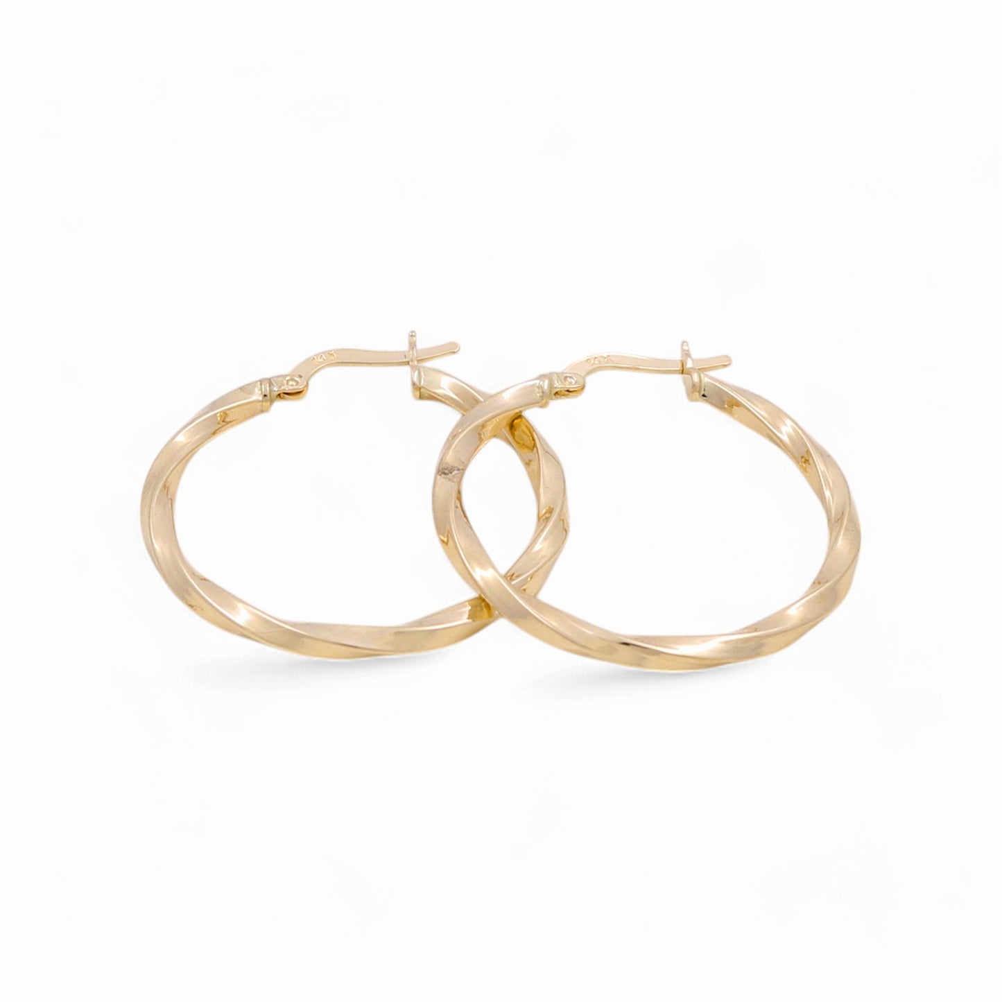 14K Yellow Gold Twist Hoops Earrings / Size: 3mm X 26.5mm / Weight: 2.9gr / KOEH4TR3x26.5