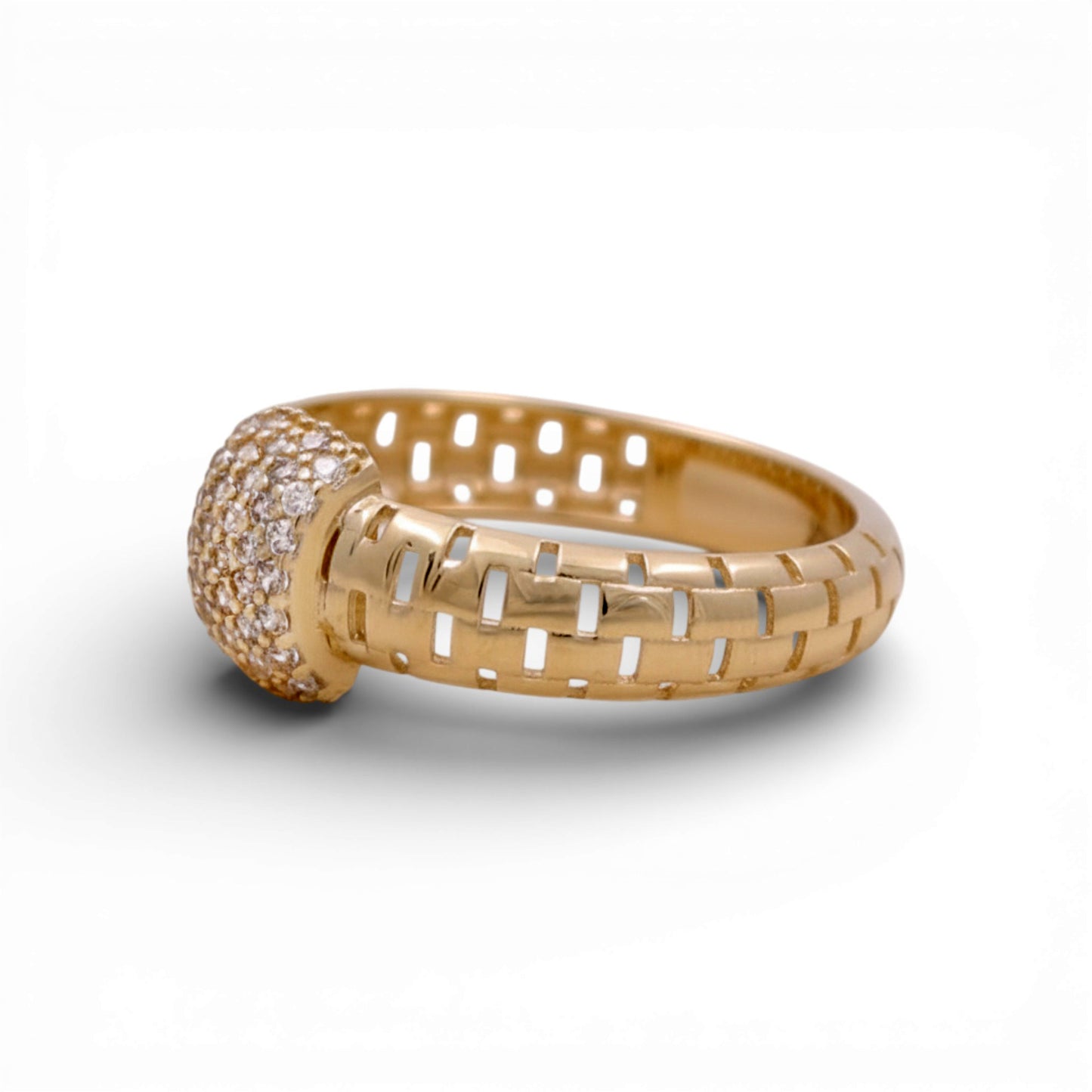 14K Yellow Gold Fashion Women's Ring with Cz / Size: 8 / Weight: 2.4 GR