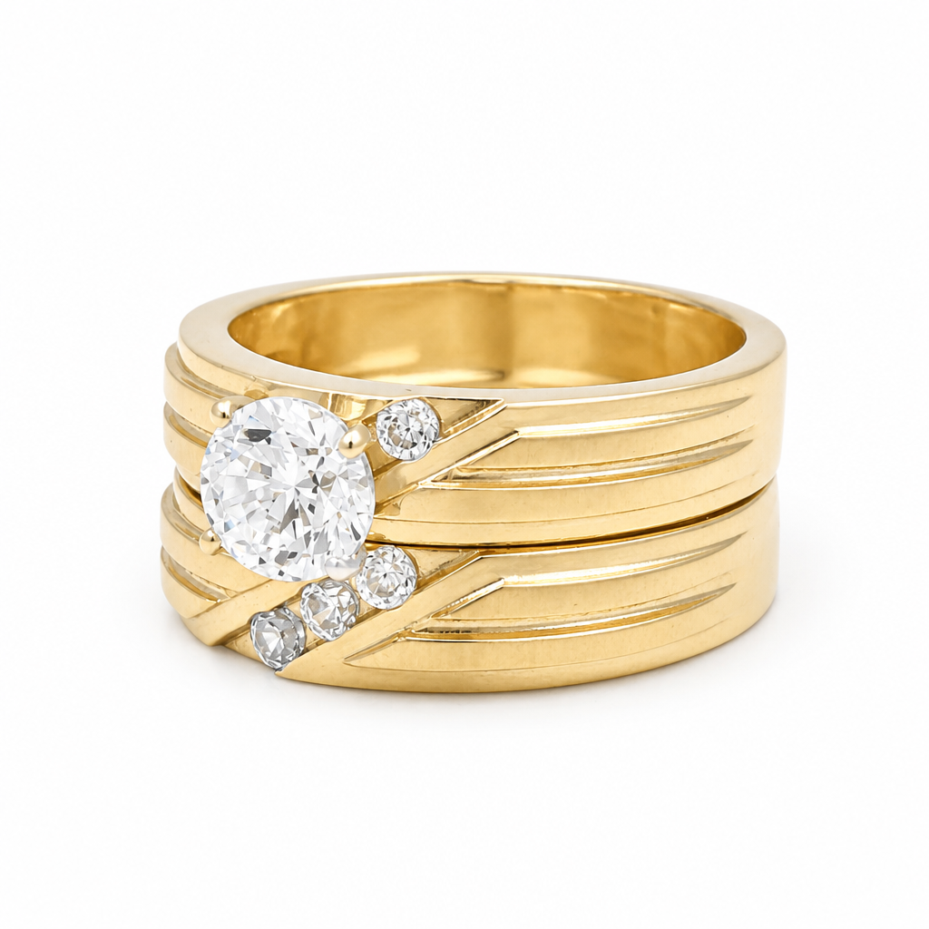 14K Yellow Gold Women’s Bridal Set / Stone: Cz / Size:7.5 / Weight: 6.2 GR