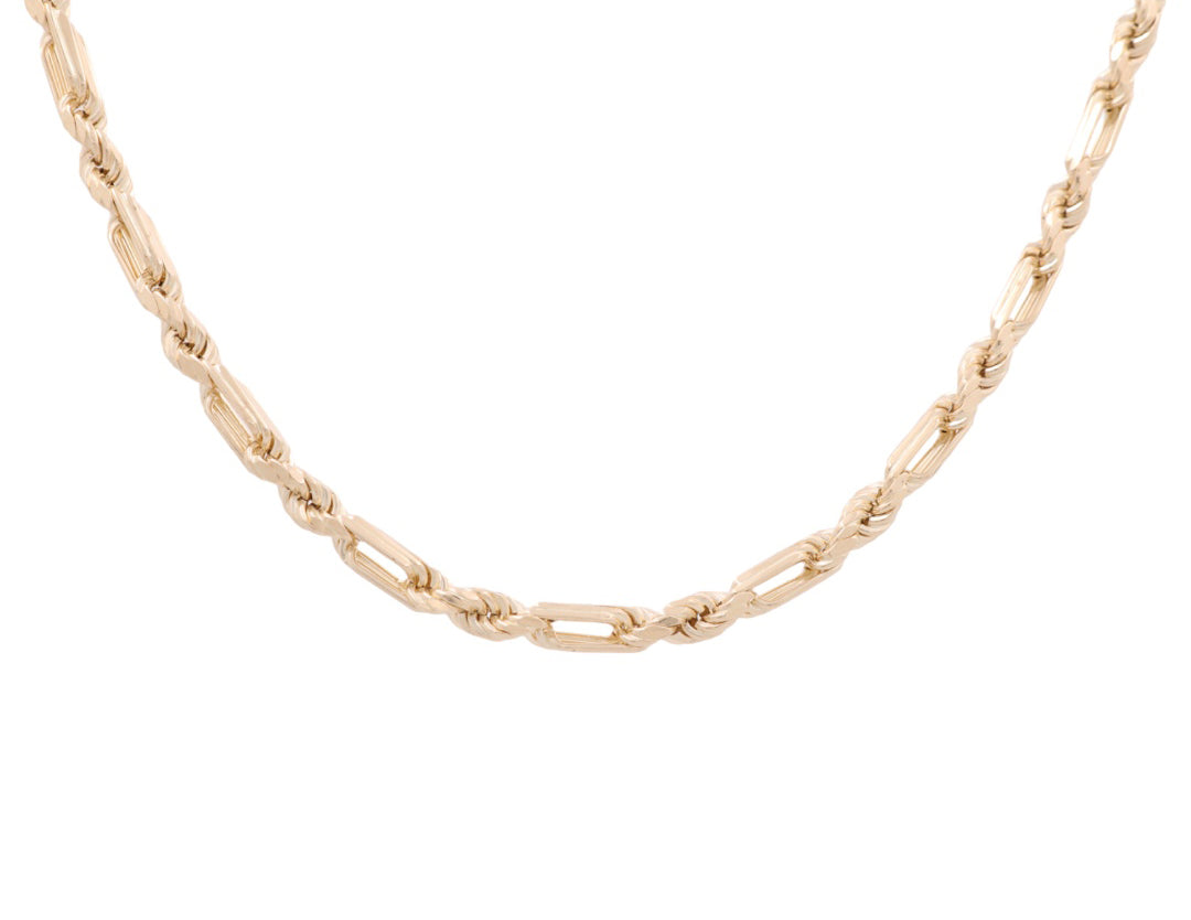 Cadena Figaro maciza de oro amarillo de 14 quilates / Tamaño: 5,5 mm 24” / Peso: 47,3 gr / CSCH4FP
