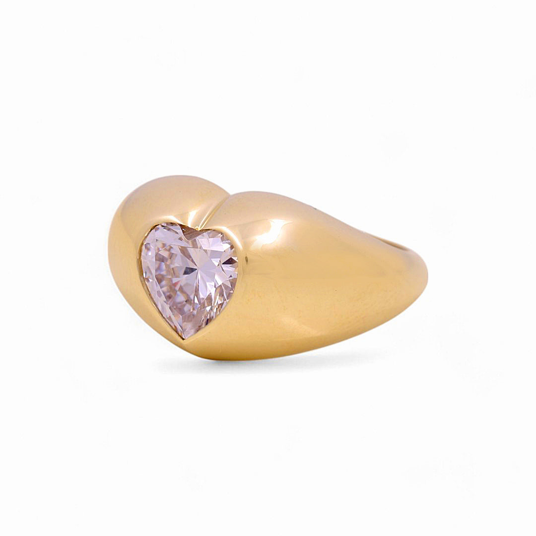 10K Yellow Gold Women's Heart Ring with White Cz / Size: 7 / Weight: 3.3 GR / Y24-1100