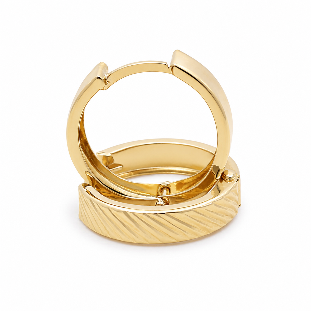 14KYellow Gold Diamond Cut Hoops Earrings / Size: 4mm X 15.7mm / Weight: 2.0 GR / DOEH4DC4X15.7