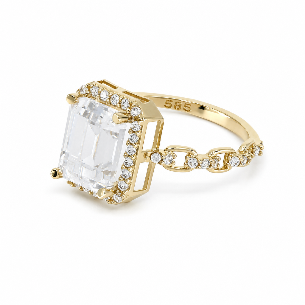 14K Yellow Gold Fashion Women's Ring with White Cz / Size: 7.5 / Weight: 2.8 GR / BCFWR4FS