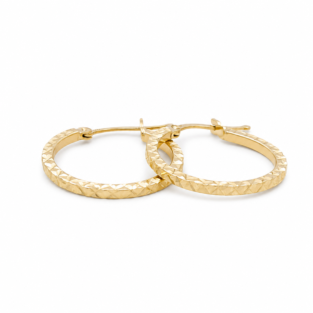 10K Yellow Gold Fashion Diamond Cut Hoops Earring / Size: 1.5mm x 16.5mm / Weight: 1.3 GR / DQEH0DC1.5X16.5