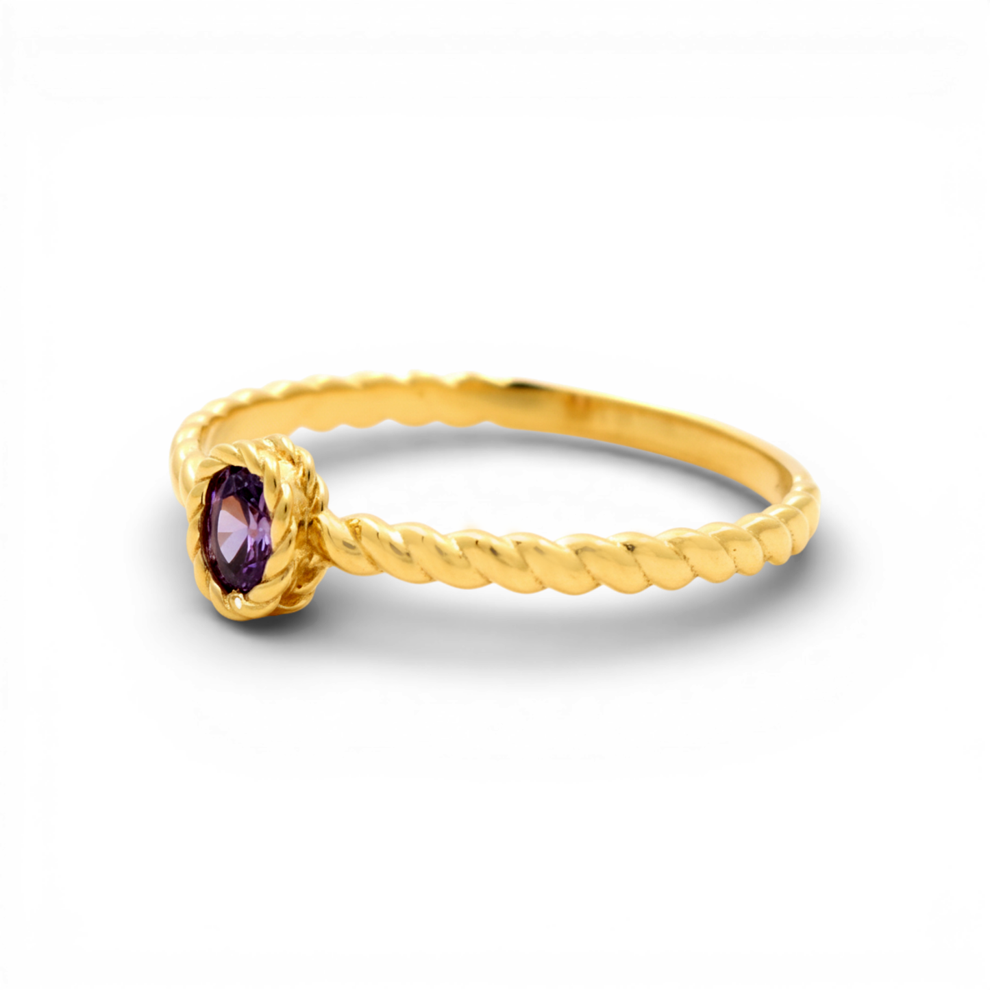 14K Yellow Gold Fashion Women's Ring with Purple Cz / Size: 7.75 / Weight: 1.2 GR / Y24-1278