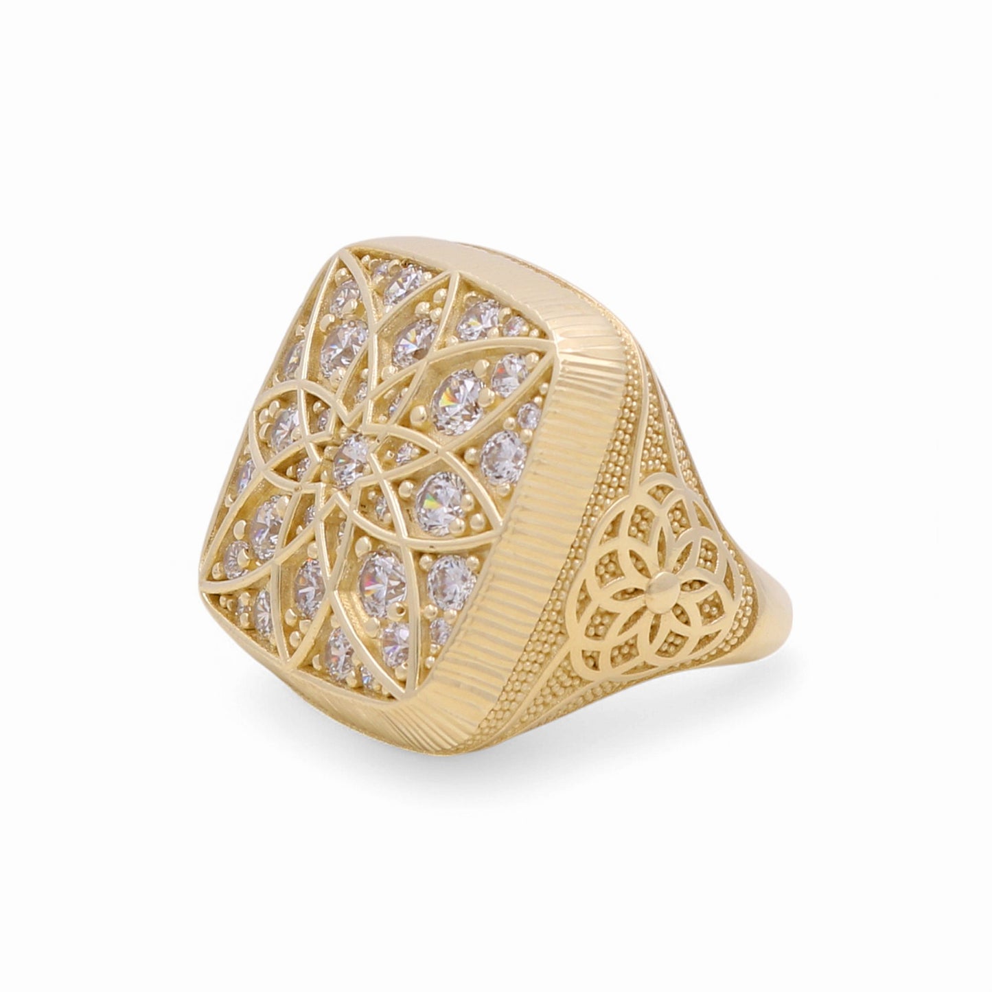 10K Yellow Gold Men’s Ring SQ Rosetta Style White Stones / Size 10.5 / Weight: 14.4 GR / Y24-239