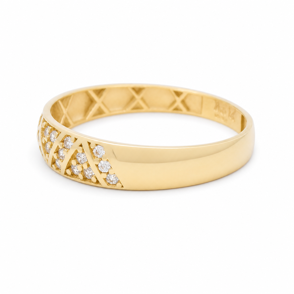 10K Yellow Gold Men’s Wedding Band / Stone: Cz / Size: 11 / Weight: 1.6 GR / CQMWB0BS-10