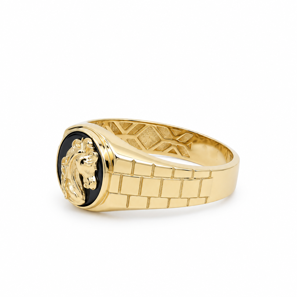 14K Yellow Gold Horse Men’s Ring with Onyx / Size 10.5 / Weight: 4.6 GR / DQMR4HRS