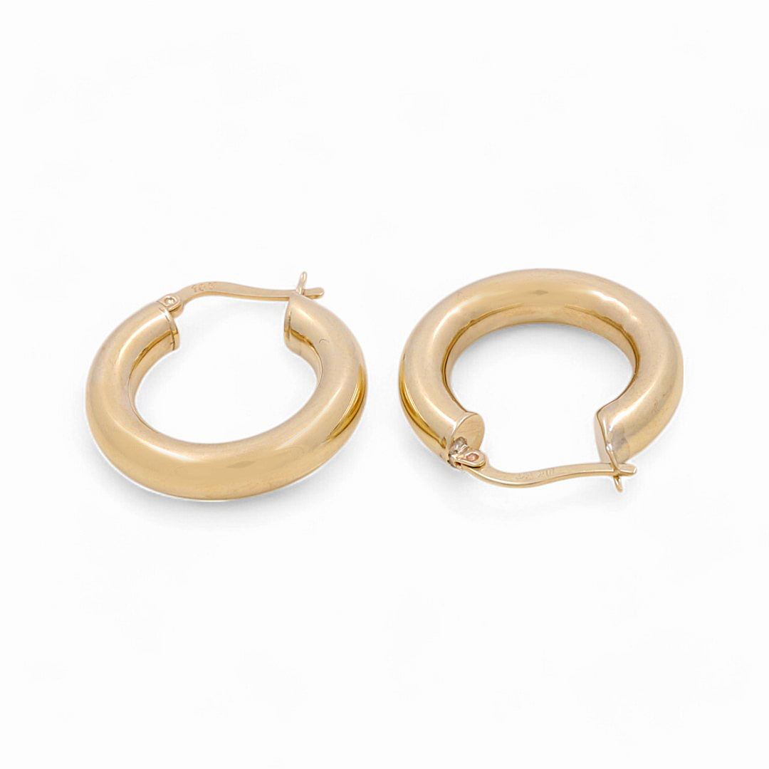 10K Yellow Gold Plane Hoops Earrings / Size: 5mm X 15.5mm / Weight: 3.1 GR / KOEH0PL5x15.5