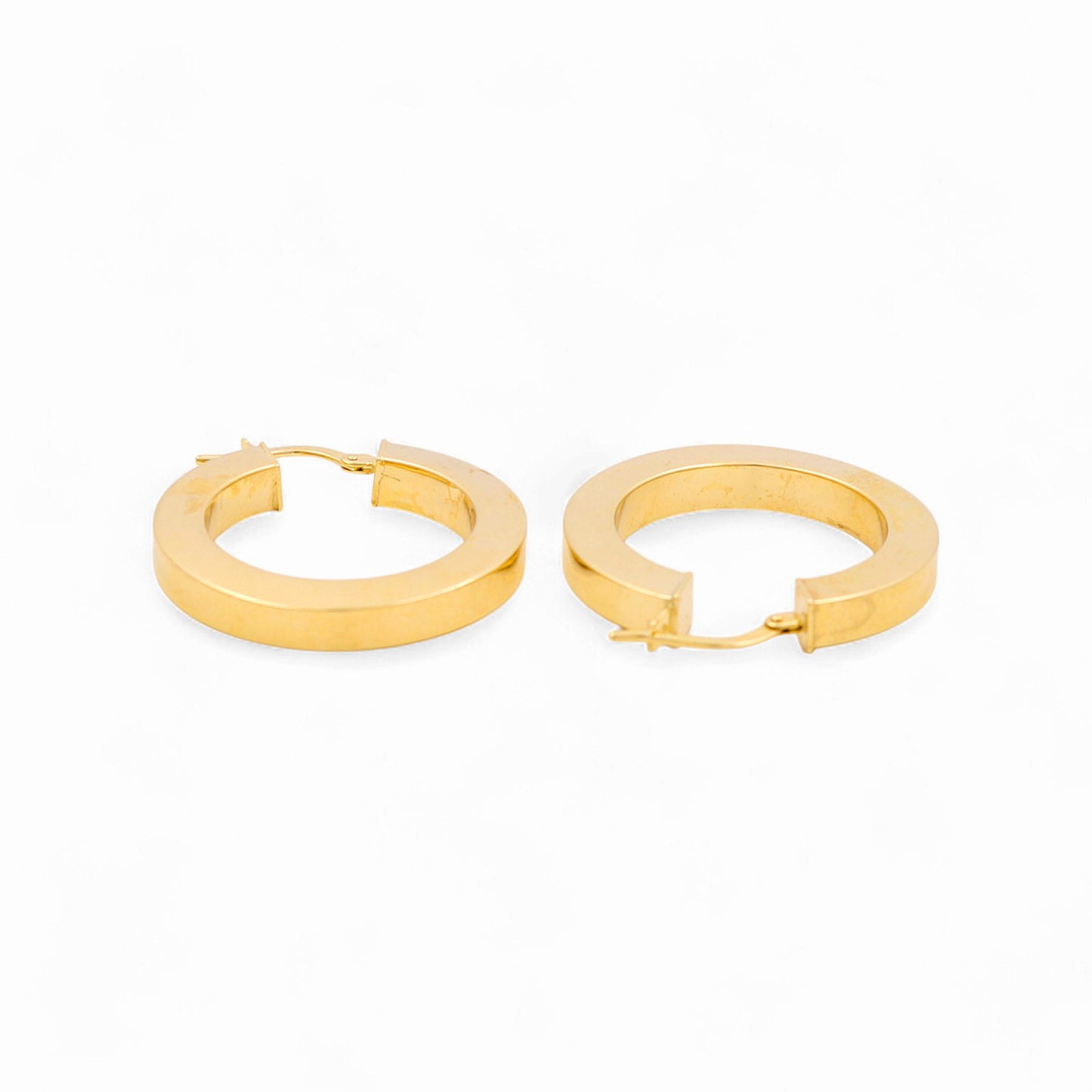 14K Yellow Gold Women's Hoops Earrings / Size: 4mmx30mm / Weight: 5.9 GR / 240-00345
