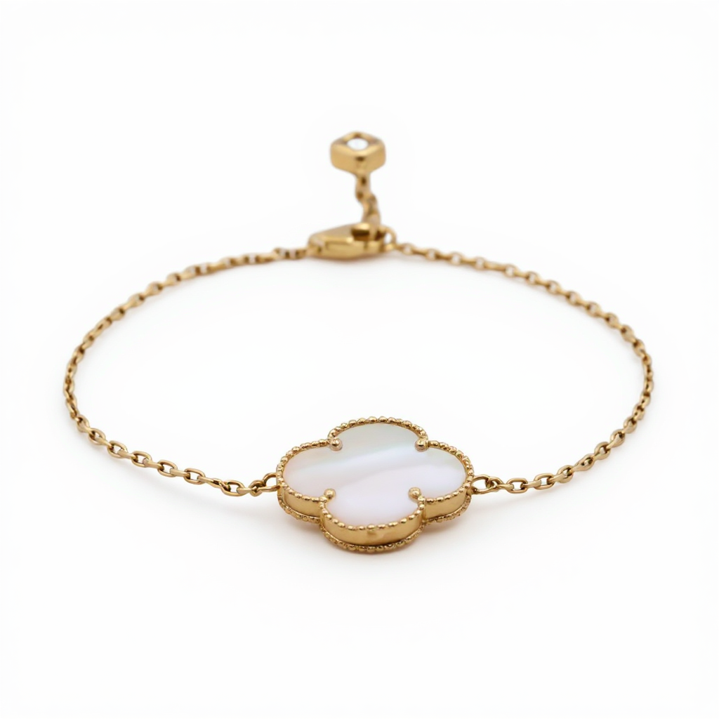 10K Yellow Gold One Mother of Pearl Clover Bracelet / Size: 7” / Weight: 2.3 GR / BOWB0CLV-6