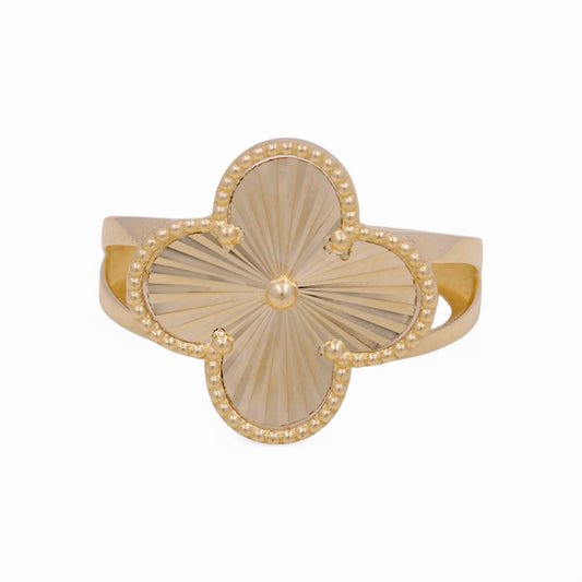 14K Yellow Gold Clover Women's Ring / Size: 7 / 15MM / Weight 3.2 GR / DOWR4CLV-1