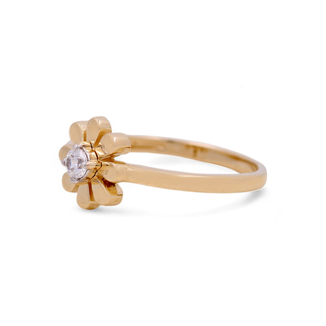 14K Yellow Gold Woman’s Flower Ring / Stone: CZ / Size: 6.5 / Weight: 2.2GR / IEEWR4FL-3