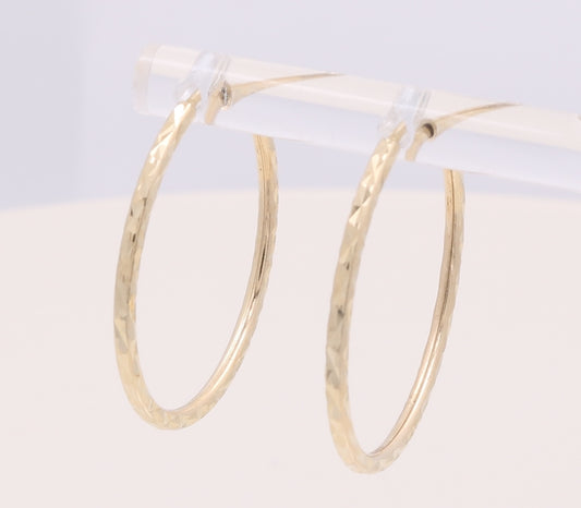 CCEH4DC-1.5x22.5 14k C Size 1.5mm x 22.5mm Weight 1.8gr Earring Hoops With Diamond Cut