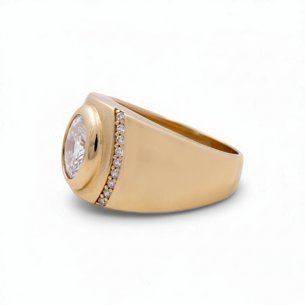 14K Yellow Gold Men’s White Stone Ring / Stone: Cz / Size 12 / Weight: 8.8 GR