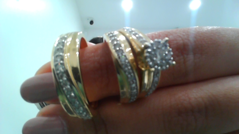 10K Yellow Gold Diamond Trio Sets / Size 7 and 10 / 174922