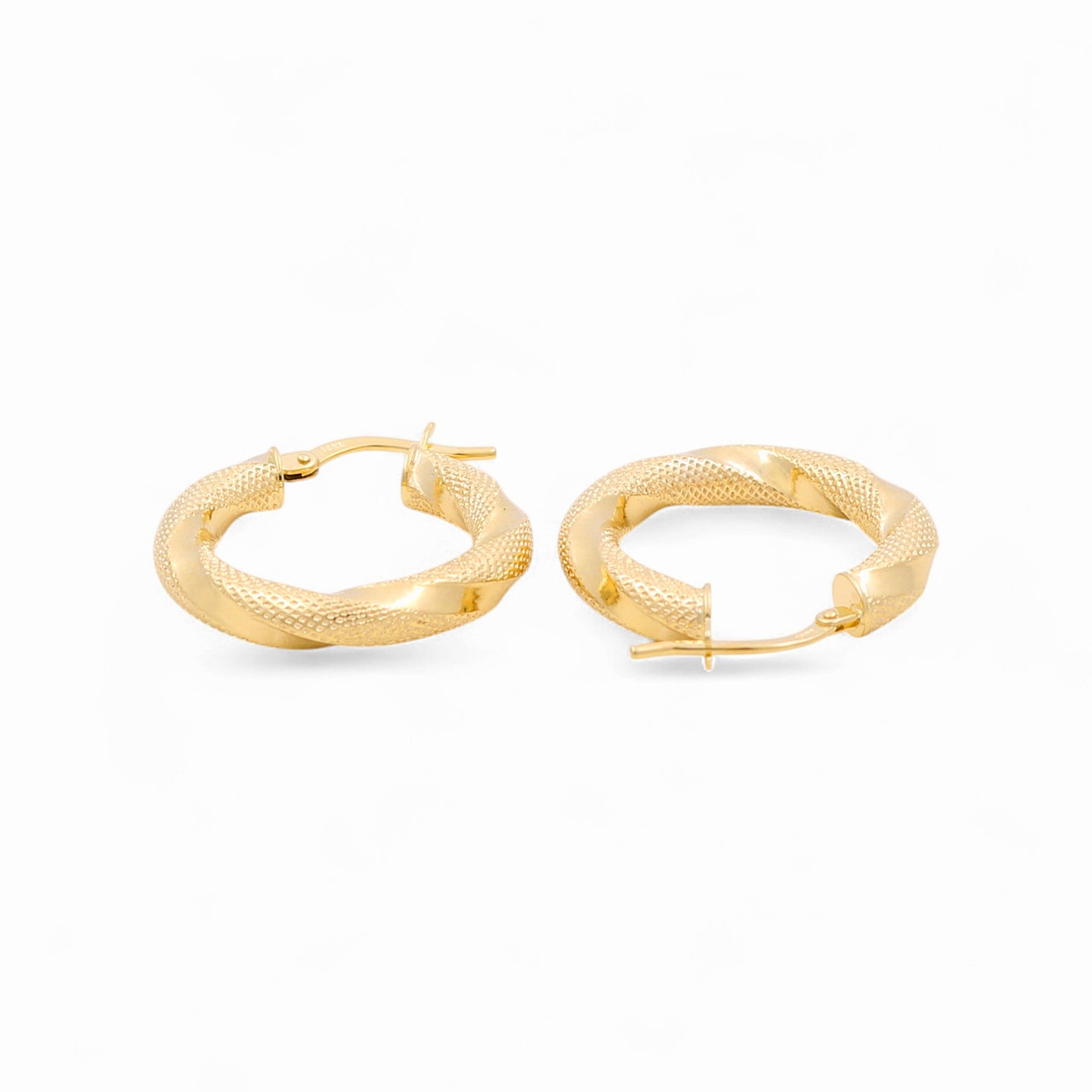 14K Yellow Gold Women's Fashion Hoops Earrings with Diamond Cut / Size: 3.5mmx15mm / Weight: 2.3 GR / 240-00399