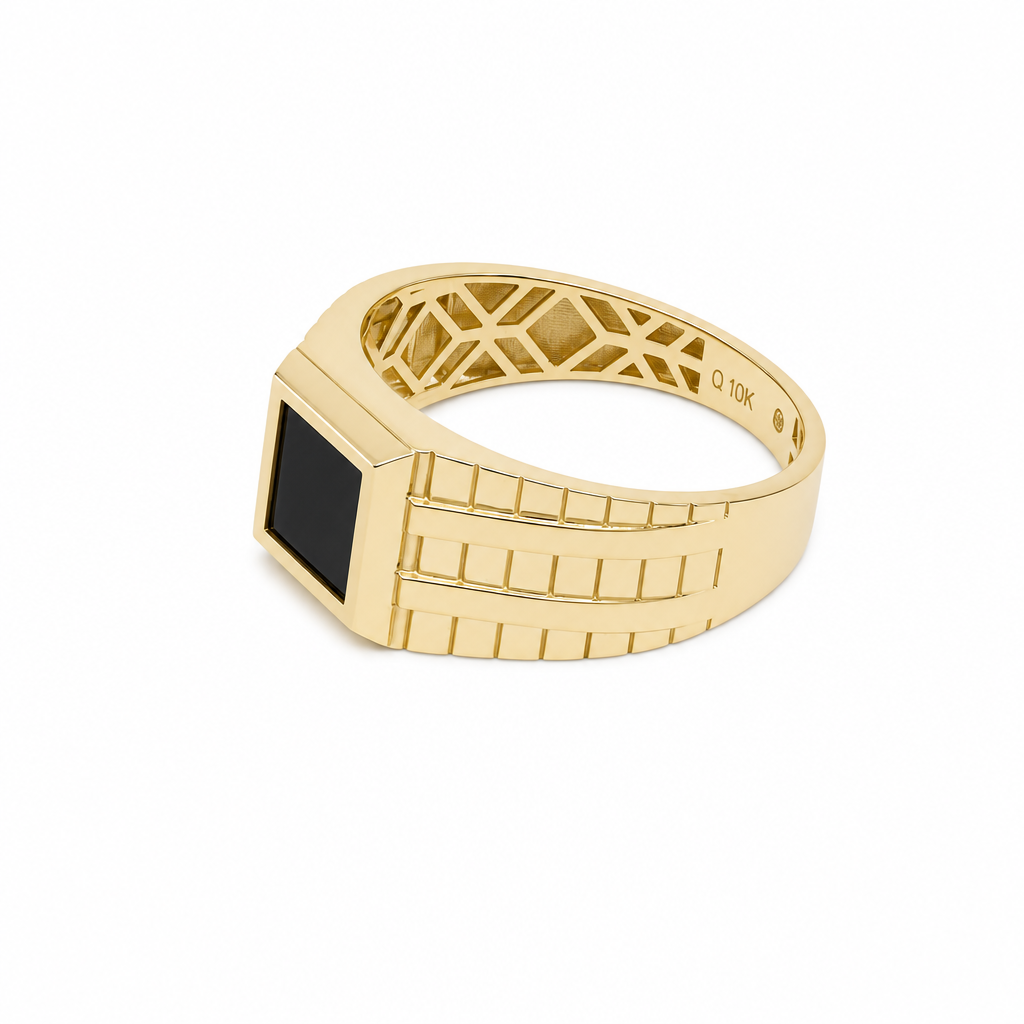 10K Yellow Gold Men's SQ Ring With Onyx Stone / Size: 11.5 / Weight: 4 GR / CQMR0FS-12