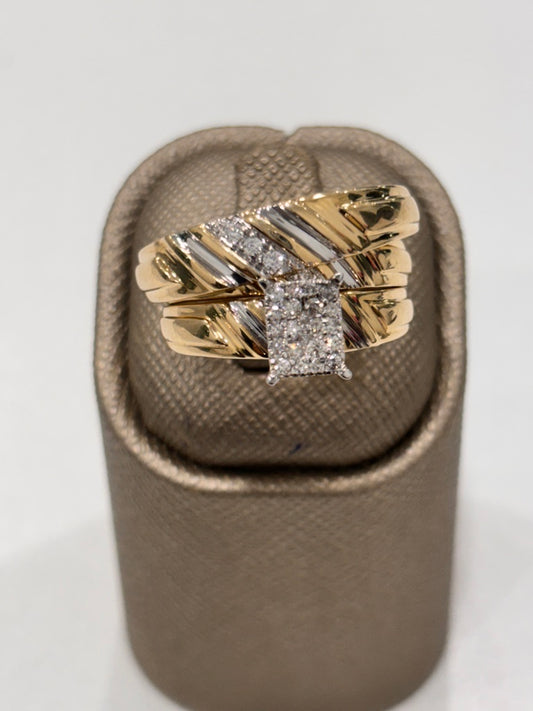 14K Yellow Gold Diamond Trio Bridal Set  / Size:7&10  / 113977