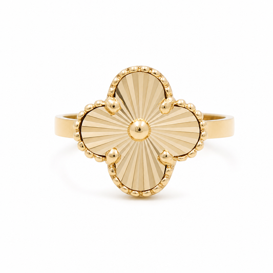10K Yellow Gold Clover Women's Ring / Size: 7.25 / Weight: 2.5 GR / DQWR0CLV-7