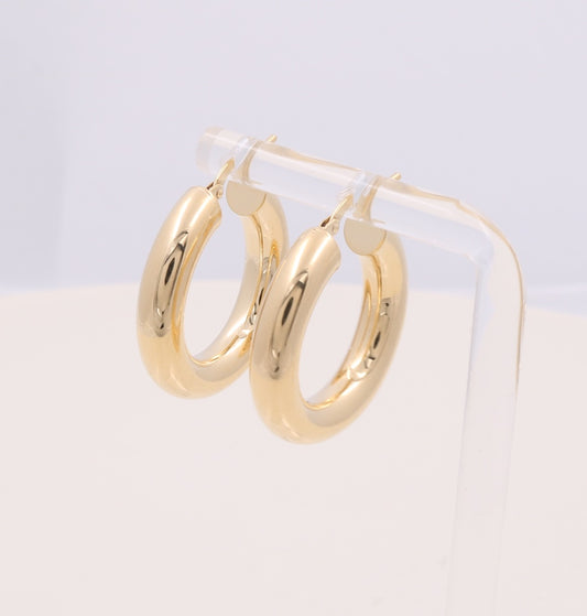 14K Yellow Gold Women's Plain Hoops Earrings / Size: 5mmx15mm / CSEH4PL5x15