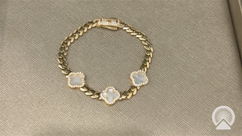 14K Yellow Gold Monaco Women's Bracelet with Mother of Pearl Clover/ CZ / Size: 7.5" / Weight: 12.7GR