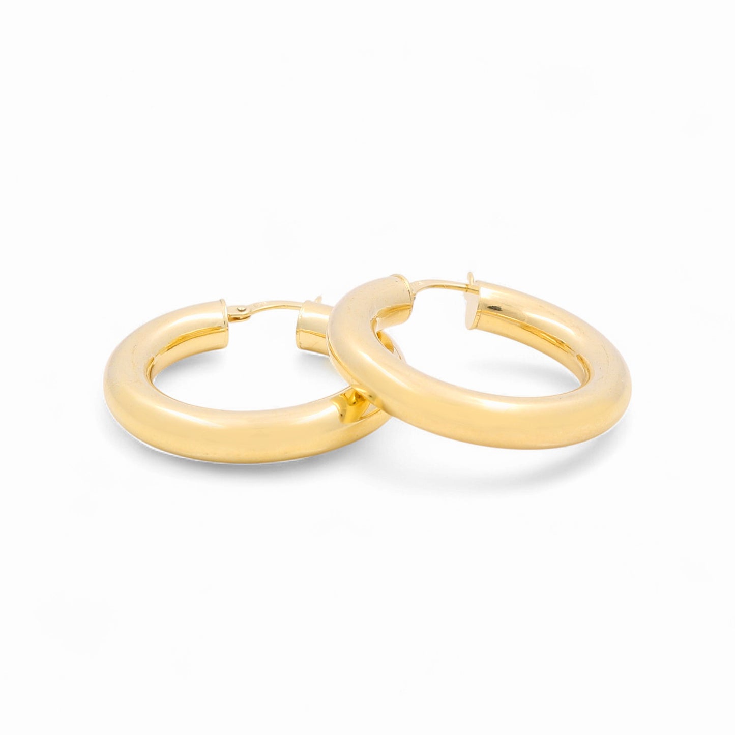 14K Yellow Gold Plane Hoops Earrings / Size: 4.5mmx25mm / Weight: 4.9 GR / 240-00798