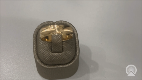 14K Yellow Gold Men’s Wedding Band with Design / Size: 10 / Weight: 3.9 GR / DEEMWB4DS-6