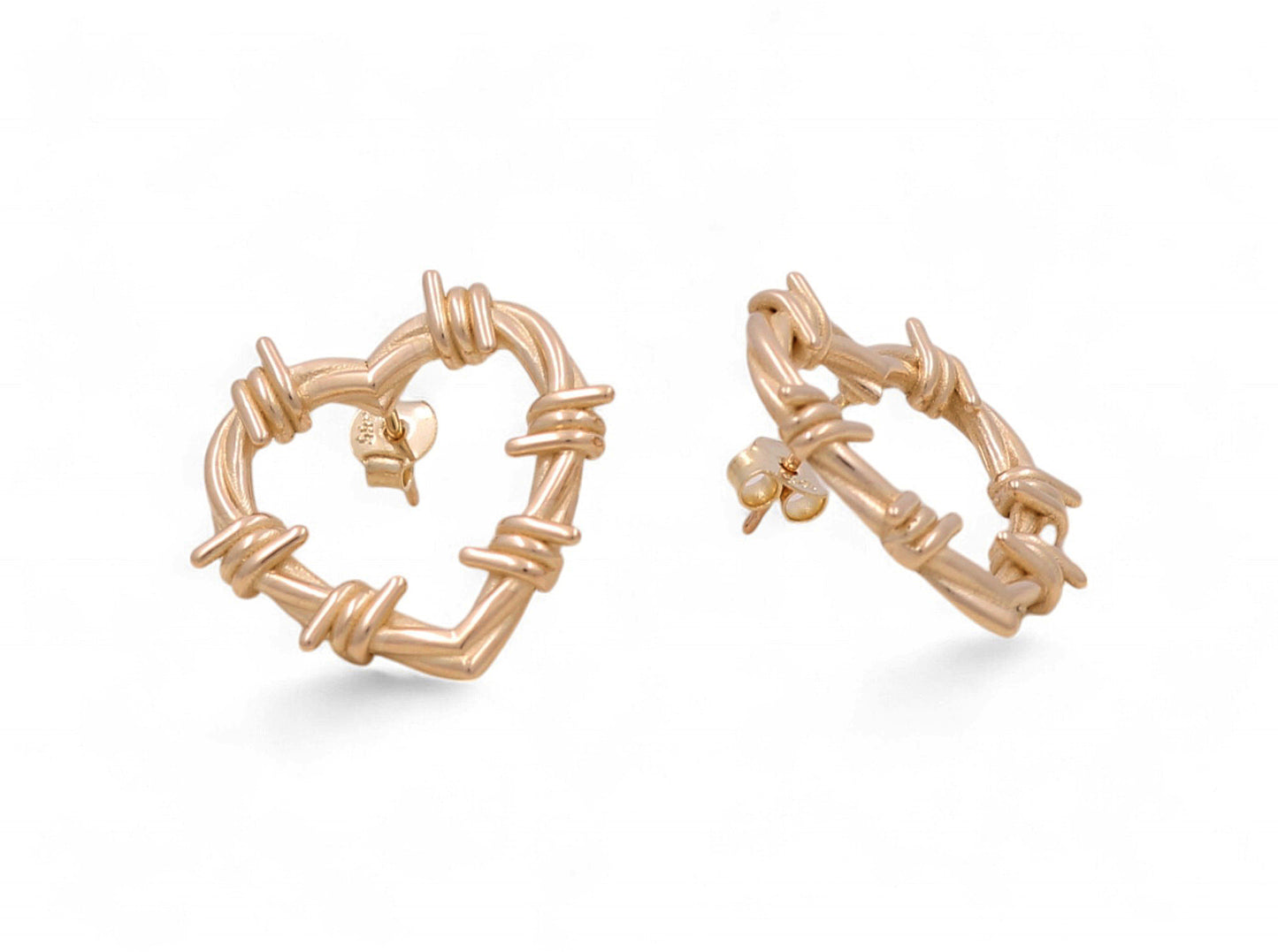 Pendientes de botón con forma de corazón de Karol G en oro amarillo de 14 quilates / Peso: 6,2 GR / DOES4HR