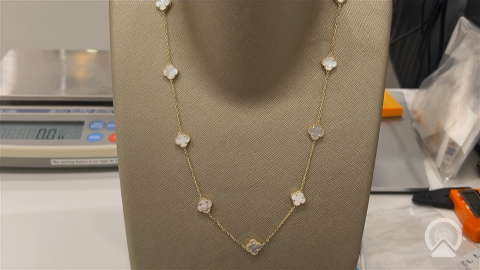 10K Yellow Gold Women's Necklace with Eleven Mother of Pearl Clover / Size: 18" 9mm / Weight: 7GR / CQNK4CLV-14