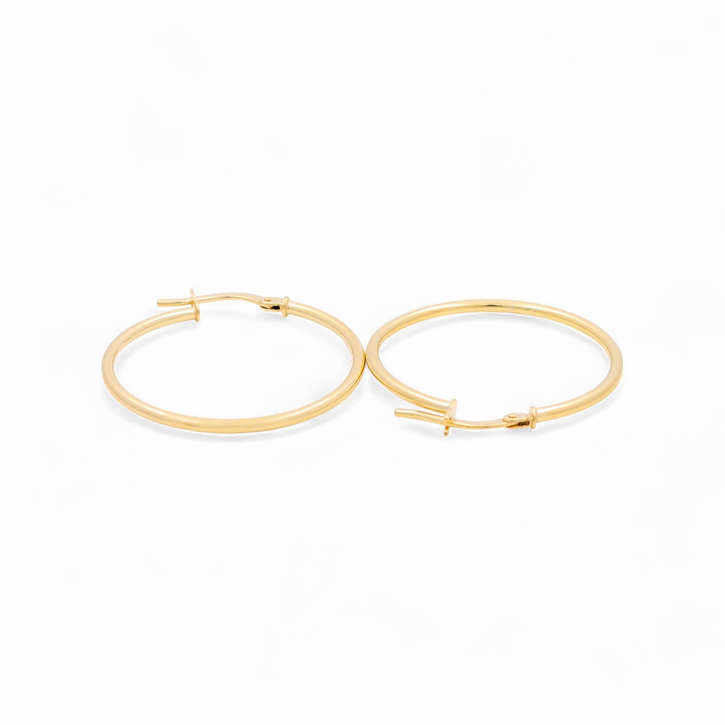 14K Yellow Gold Hoops Earrings / Size: 1.5mmx25mm / Weight: 1 GR / 240-00732