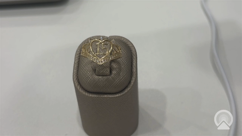 10K Yellow Gold Quinceanera Women's Ring With Hearth Design and Cz Stone  / Size:7.5 / Weight: 1.8gr / DQWR0HR-26