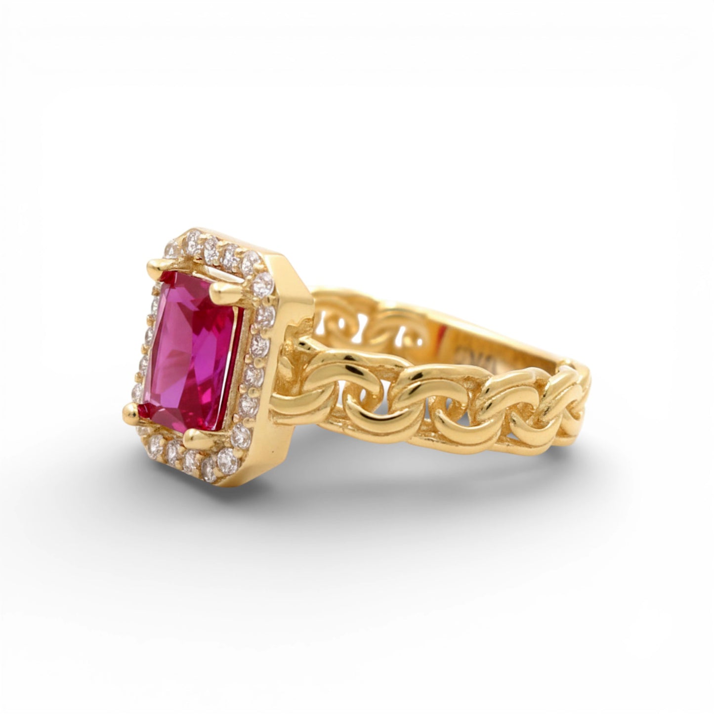 14K Yellow Gold Women's Ring with Chinese Link and Red Cz / Size: 7 / Weight: 3.1 GR / Y24-1166