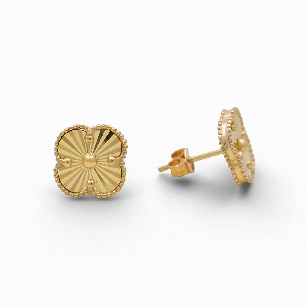 14K Yellow Gold Clover Stud Earrings / Size: 11MM / Weight: 2.8 GR / DQES4CLV-1