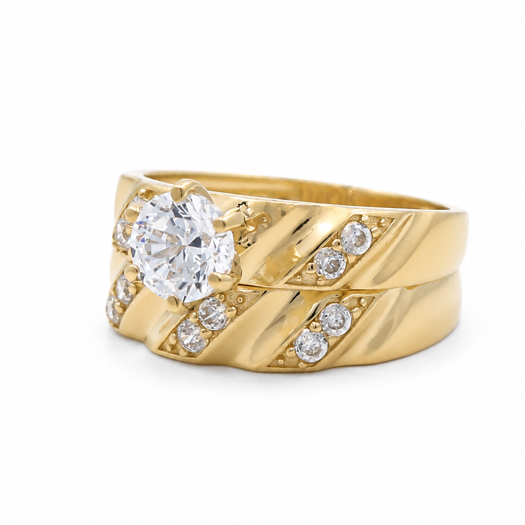 14K Yellow Gold Women’s Bridal Set / Stone: Cz / Size: 7.5 & 7.25 / Weight: 4.2 GR