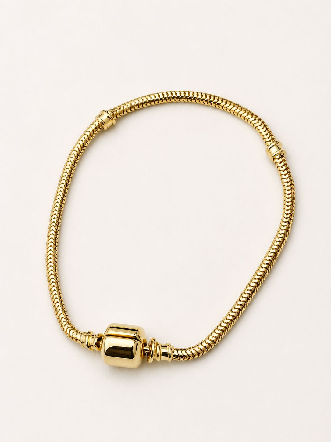 14K Yellow Gold Fashion Woman's Bracelet For Charms / Size: 7" / Weight: 7.3gr / 1760-7