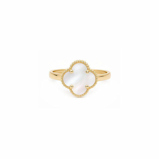 14K Yellow Gold Women's White Clover Ring / Size: 8.25 / Weight: 1.7 GR / P04VR-14