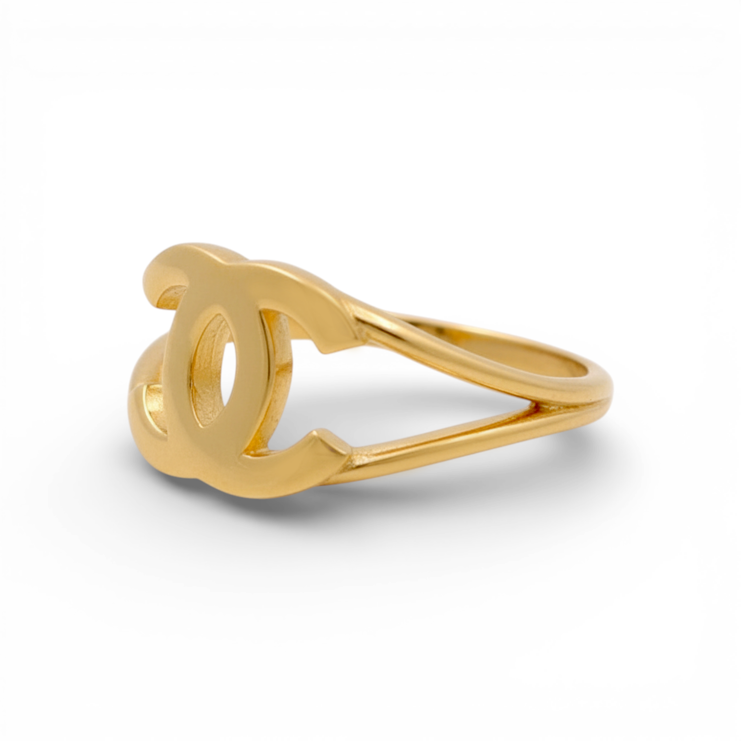 14K Yellow Gold CC Women's Ring / Size: 7.5 / Weight: 2.7 GR / P55R-88