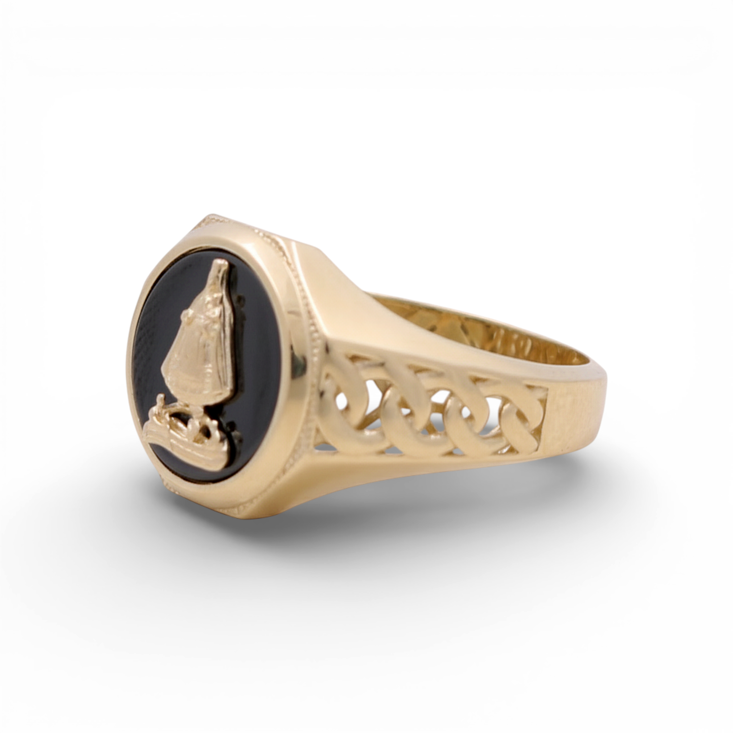 10K Yellow Gold Virgen de la Caridad With Onyx Men's Ring / Size: 11.5 / Weight: 4.9 GR / CQMR0VC