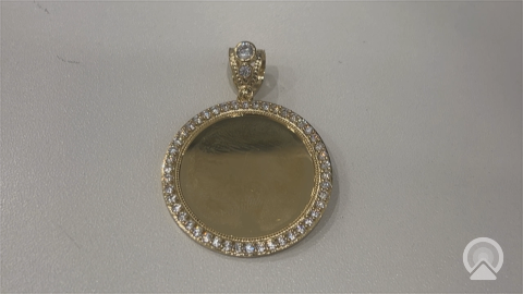 14K Yellow Gold Medal Pendant with Cz / Size: 35MM / Weight: 6.8 GR / CCAPD4MD