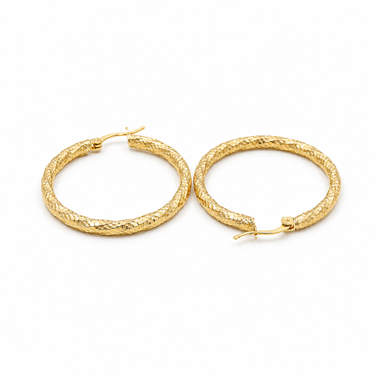 10K Yellow Gold Twist Hoops Earrings / Size: 3mm X 31mm / Weight: 3 GR / DPEH0TR3x31