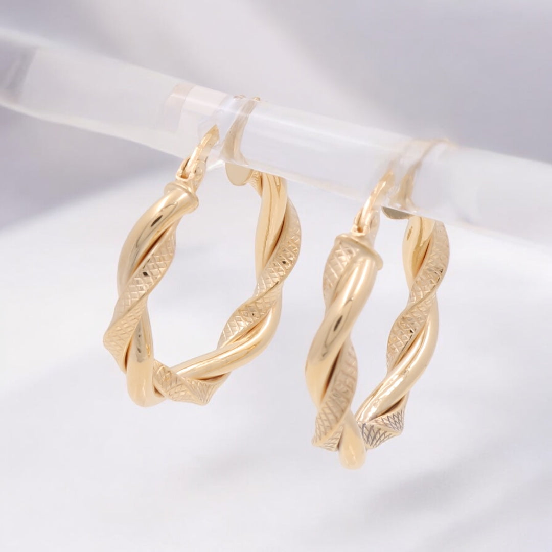 14K Yellow Gold Women’s Hoop Earrings / Size 3.5mm x 15mm / ISEH4TR