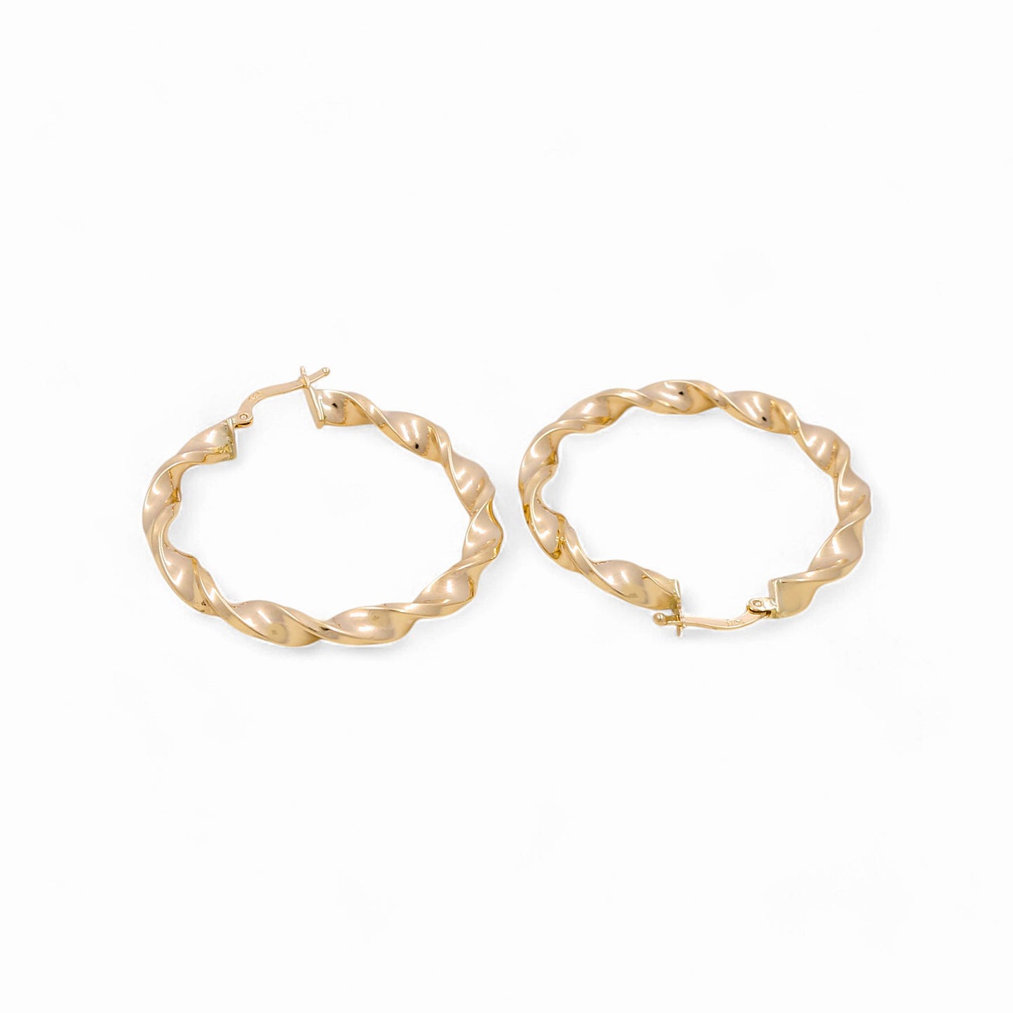 14K Yellow Gold Twist Hoops Earrings / Size: 4mm X 34mm / Weight: 3.9 GR / KOEH4TR4x34