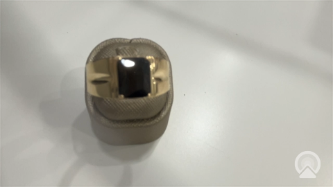 14K Yellow Gold Fashion Men's Ring with Black Stone / Size: 11 / Weight: 7.5 GR / LLBMR4FS