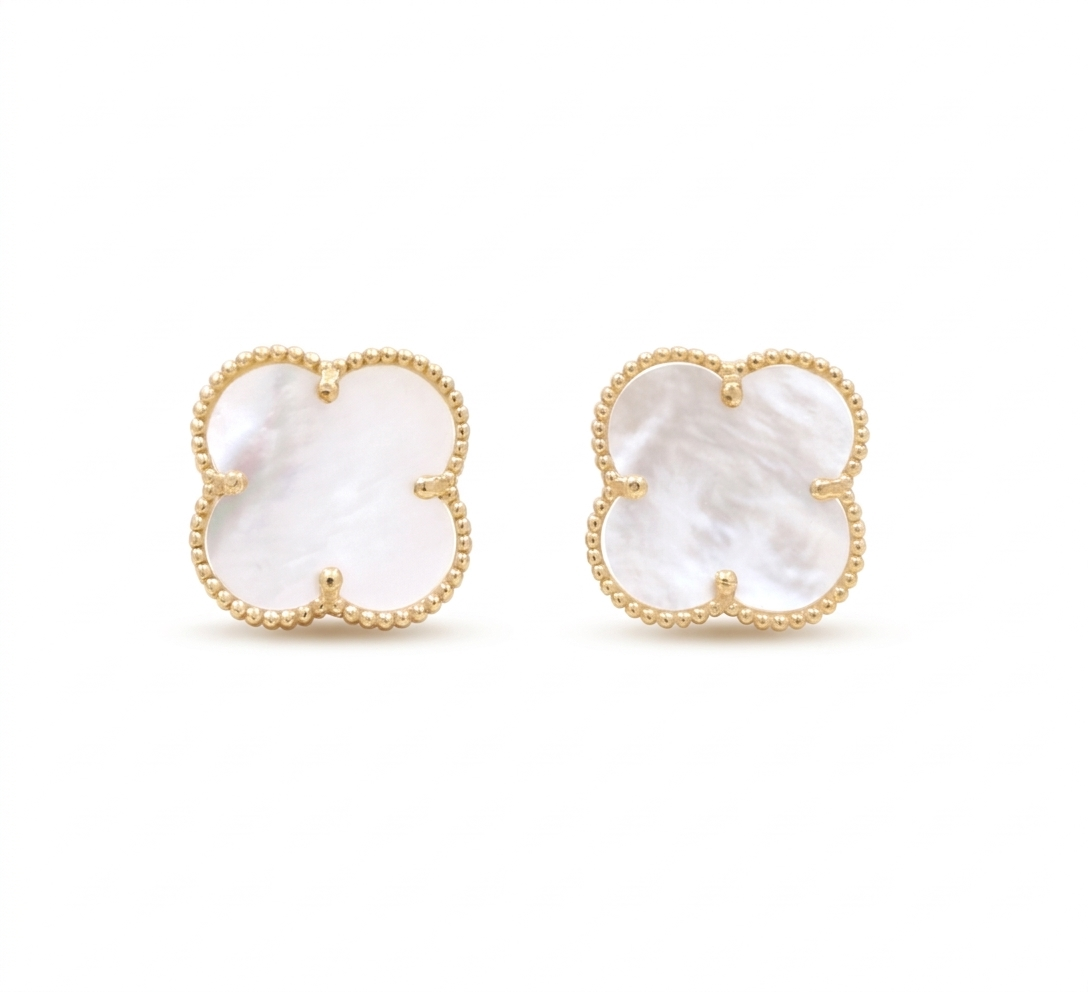 10K Yellow Gold Mother of Pearl Clover Stud Earrings / Size: 12MM / Weight: 2.3 GR / CQES0CLV-1