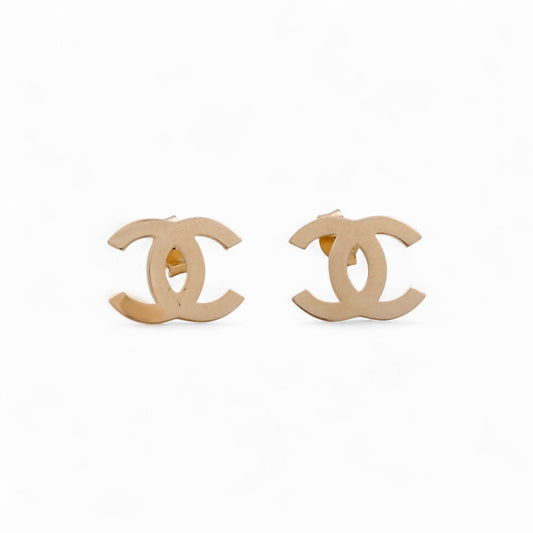 14K Yellow Gold Fashion Small CC Stud Earrings / Weight: 1 GR / DQES4CC-1