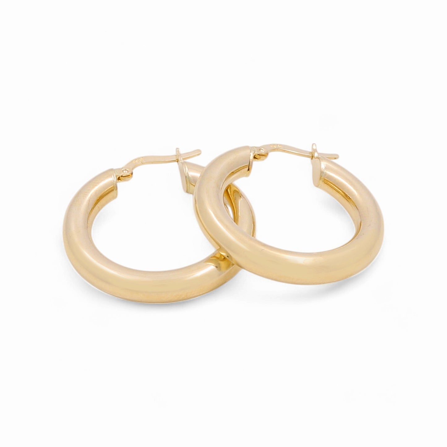 Aros de avión en oro amarillo de 14 quilates / Tamaño: 5 mm x 21 mm / Peso: 4 GR / KOEH4PL5x21 