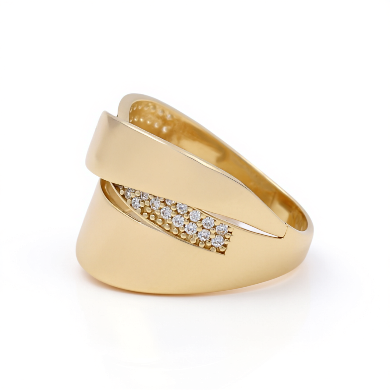 10K Yellow Gold Fashion Women's Ring with Cz / Size: 7 / Weight: 3.9 GR / P02CR-2726